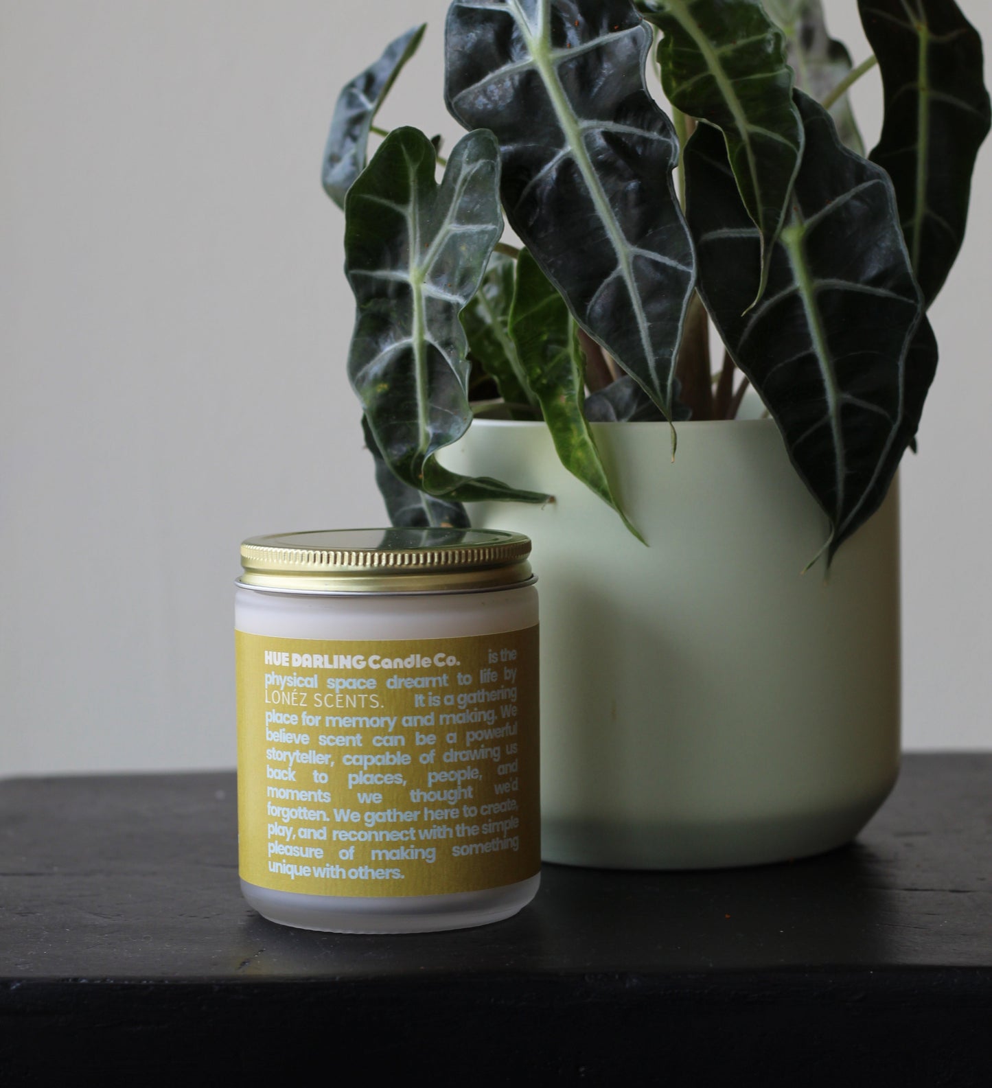 Yellow Room 6 oz Candle